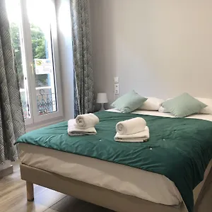 2* Ξενοδοχείο Le Etoile